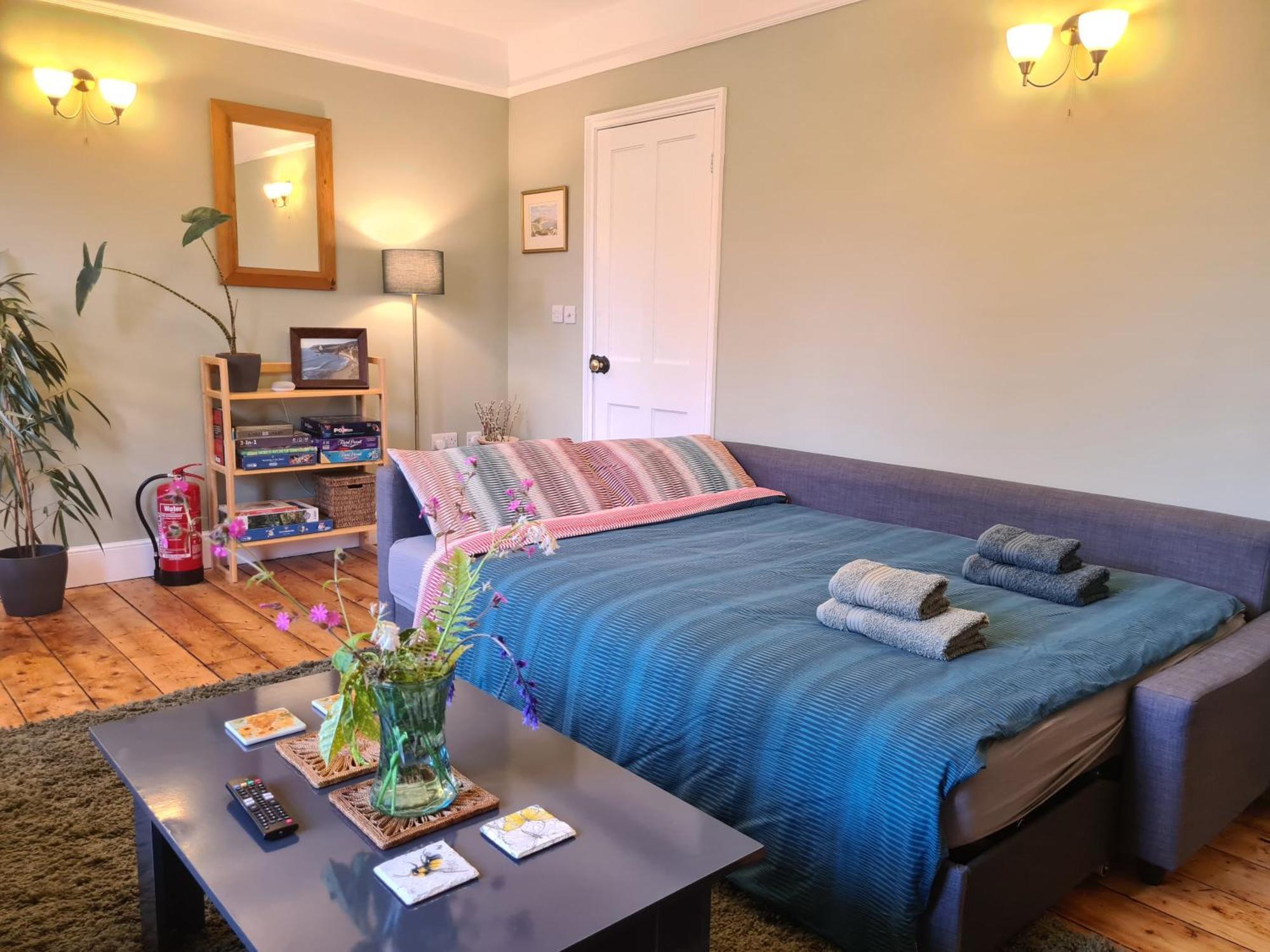 Вилла The Hideaway - Luxury Townhouse Вэрхэм Экстерьер фото